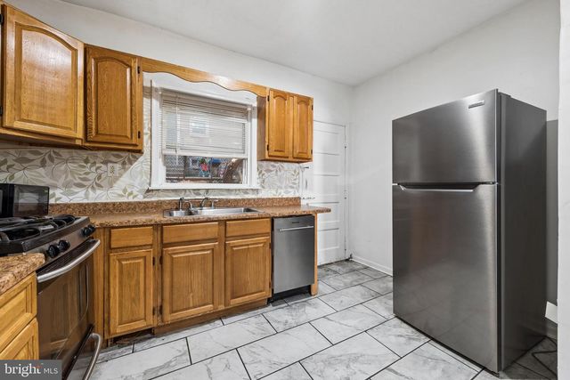 5848 WARRINGTON AVE, Philadelphia, PA 19143