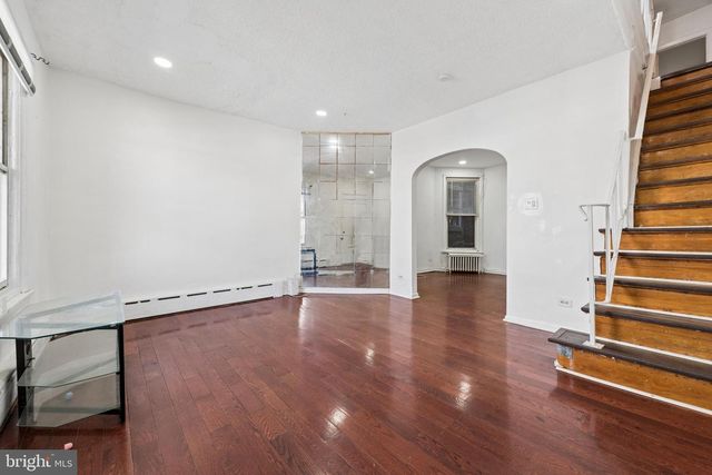 5848 WARRINGTON AVE, Philadelphia, PA 19143