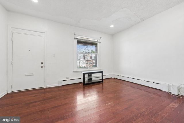5848 WARRINGTON AVE, Philadelphia, PA 19143