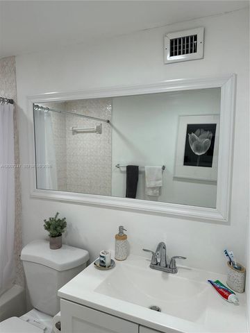 2100 Sans Souci Blvd B811, North Miami, FL 33181