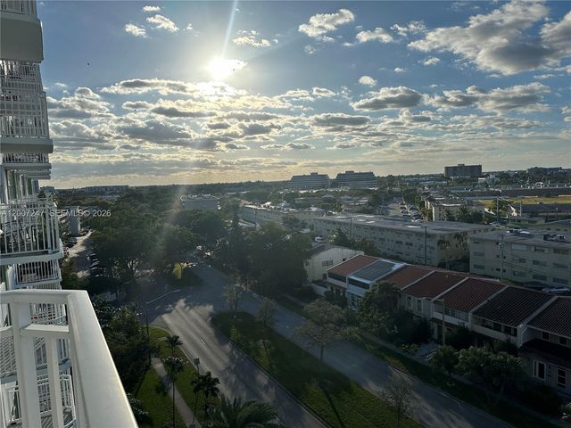 2100 Sans Souci Blvd B811, North Miami, FL 33181