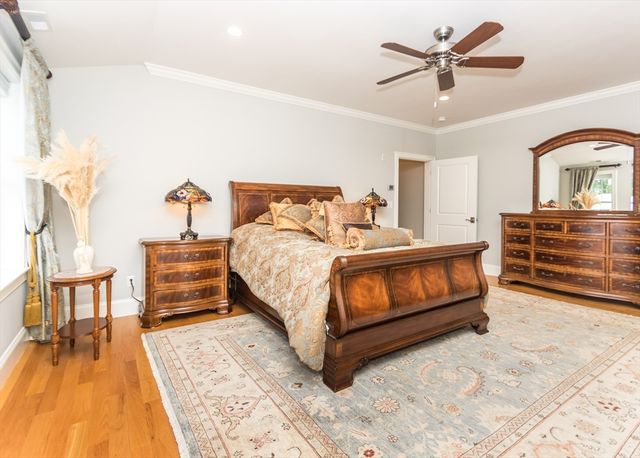 17 Washington Avenue 4, Waltham, MA 02453
