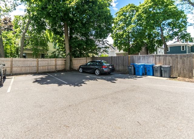 17 Washington Avenue 4, Waltham, MA 02453