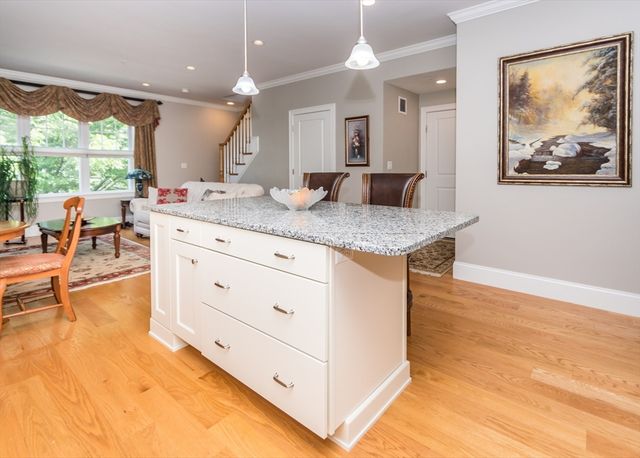 17 Washington Avenue 4, Waltham, MA 02453