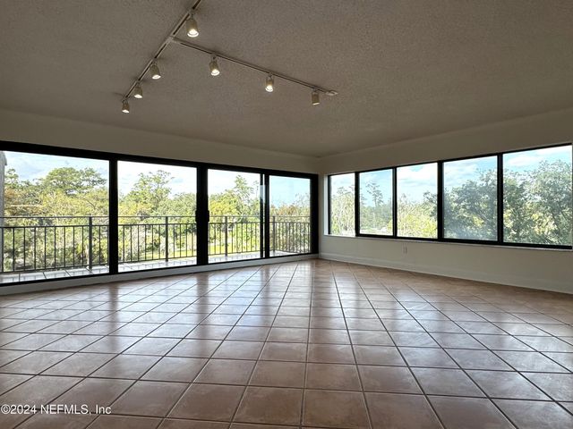 6000 SAN JOSE Boulevard 5-F, Jacksonville, FL 32217