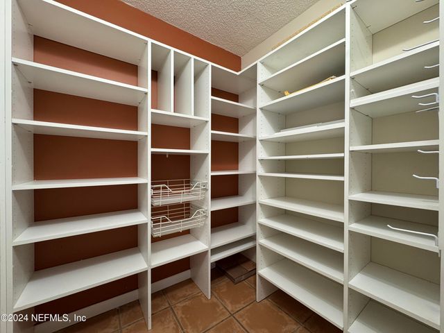 6000 SAN JOSE Boulevard 5-F, Jacksonville, FL 32217