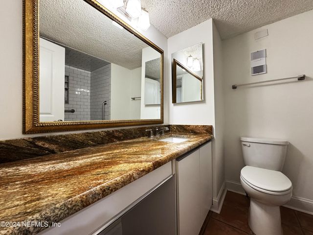 6000 SAN JOSE Boulevard 5-F, Jacksonville, FL 32217