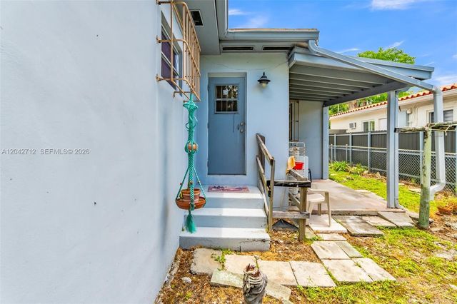 3260 SW 2nd Street, Miami, FL 33135