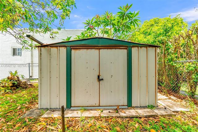3260 SW 2nd Street, Miami, FL 33135