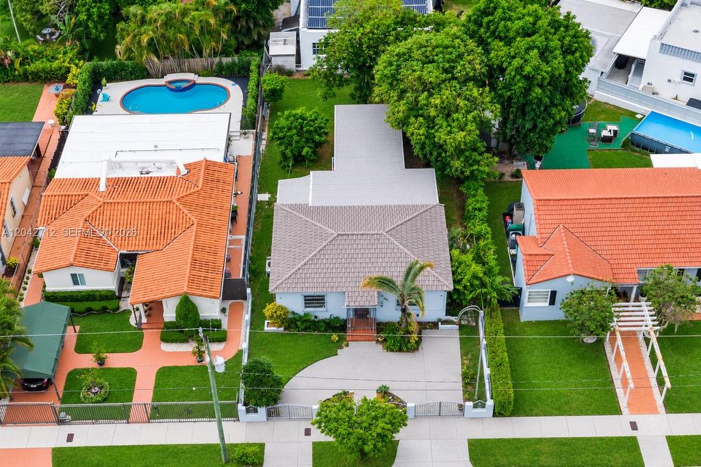 3260 SW 2nd Street, Miami, FL 33135