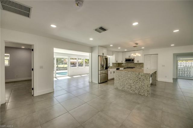 4312 S Pacific CIR, North Fort Myers, FL 33903
