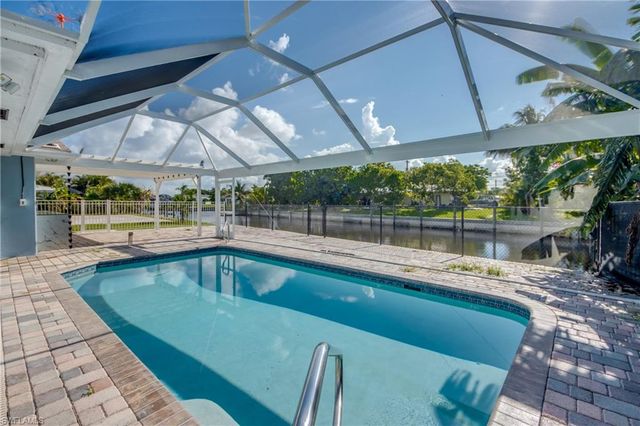 4312 S Pacific CIR, North Fort Myers, FL 33903