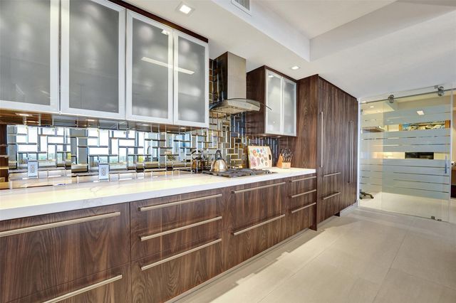 1180 N Federal Highway 1006, Fort Lauderdale, FL 33304