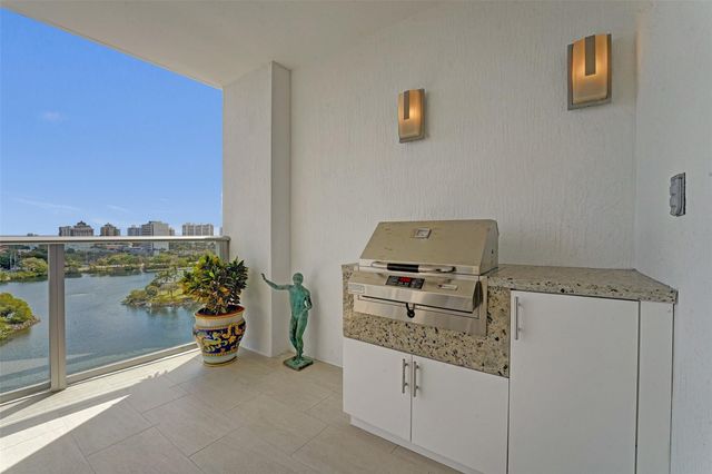 1180 N Federal Highway 1006, Fort Lauderdale, FL 33304