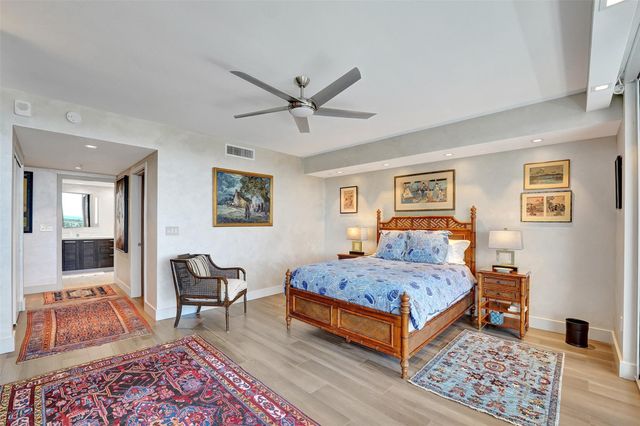 1180 N Federal Highway 1006, Fort Lauderdale, FL 33304