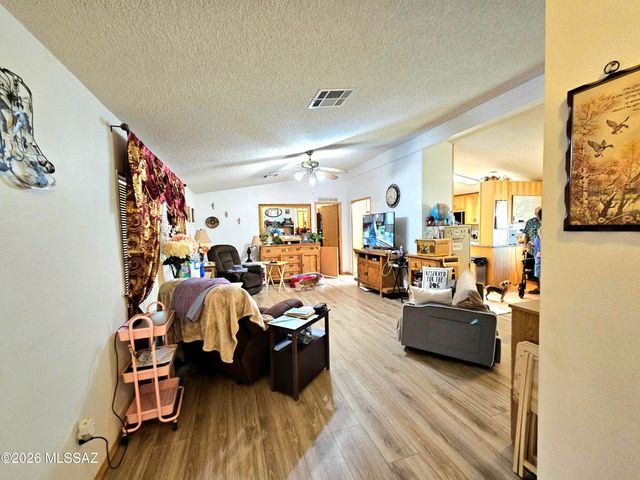 3145 W Citrus Road, Benson, AZ 85602