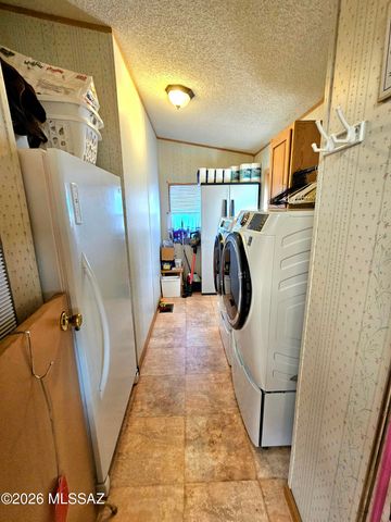 3145 W Citrus Road, Benson, AZ 85602