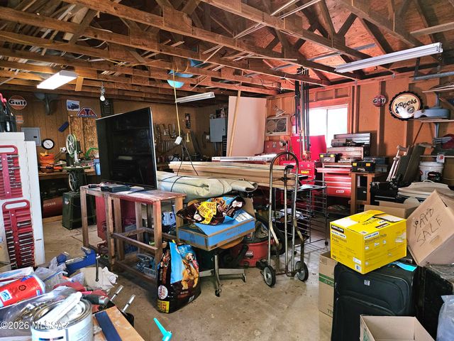 3145 W Citrus Road, Benson, AZ 85602