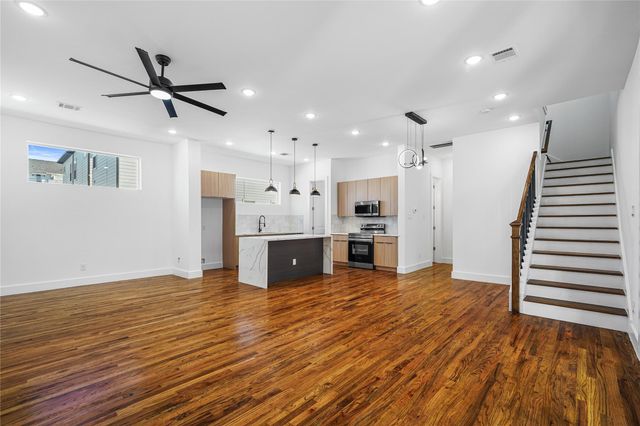 3405 Baer Street, Houston, TX 77020