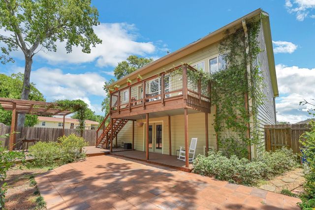 226 Valmar Street, Kemah, TX 77565