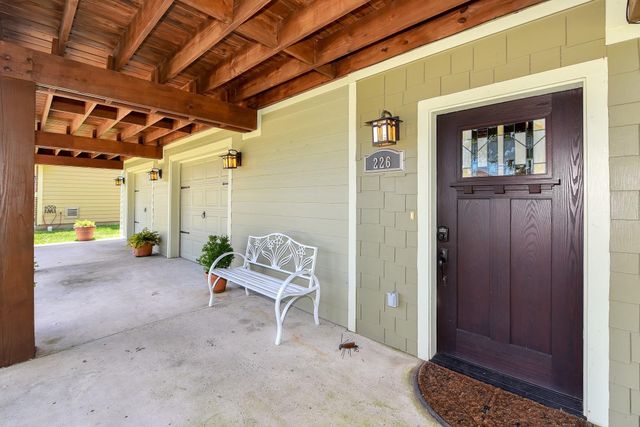 226 Valmar Street, Kemah, TX 77565