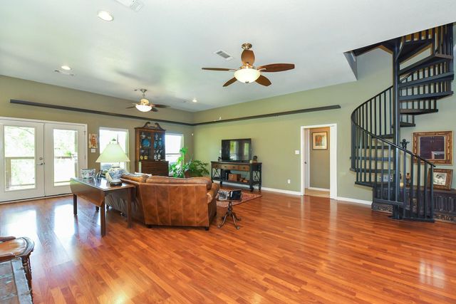 226 Valmar Street, Kemah, TX 77565