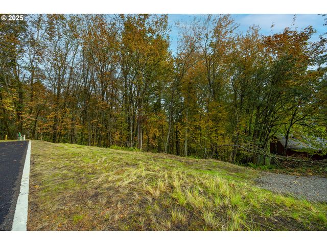 -1 Capital Dr 18, 19, Eugene, OR 97403