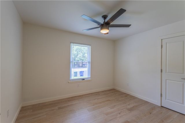 929 Eden Circle, Fayetteville, AR 72701
