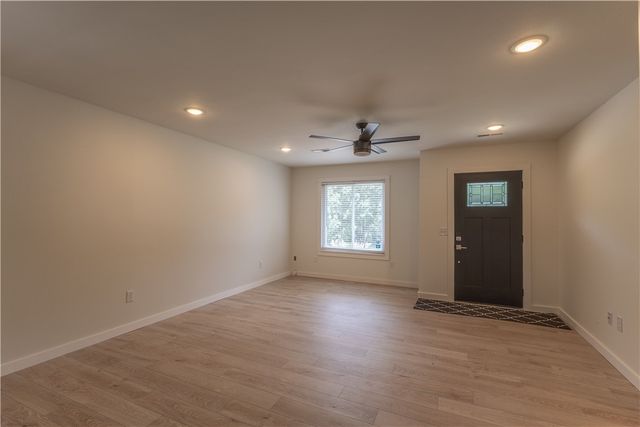 929 Eden Circle, Fayetteville, AR 72701