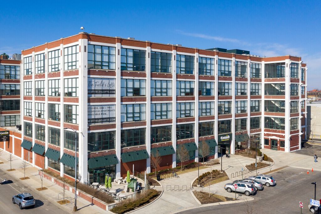 4000 W Diversey Avenue 517, Chicago, IL 60639