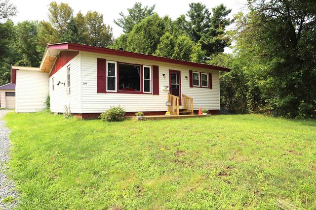 179 Farrant Street, Newport City, VT 05855