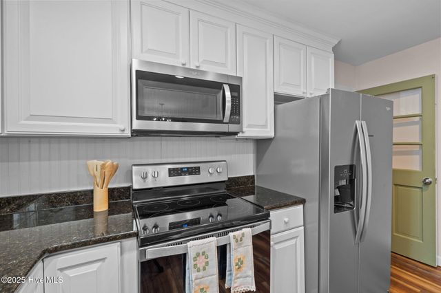 304 Selkirk Trail, Southern Pines, NC 28387