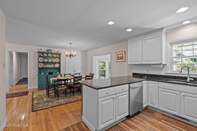 304 Selkirk Trail, Southern Pines, NC 28387