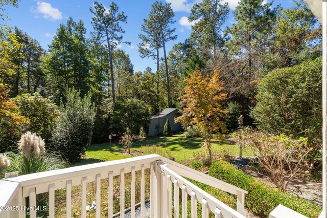 304 Selkirk Trail, Southern Pines, NC 28387