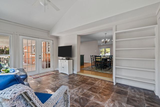 304 Selkirk Trail, Southern Pines, NC 28387