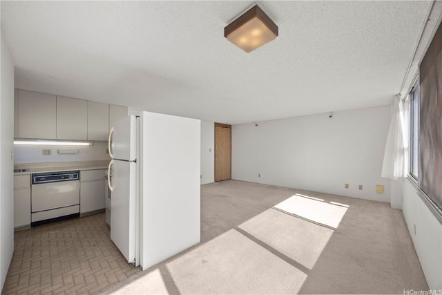 1060 Kamehameha Highway 1902B, Pearl City, HI 96782