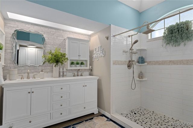 6092 N Misty Oak Terrace, Beverly Hills, FL 34465