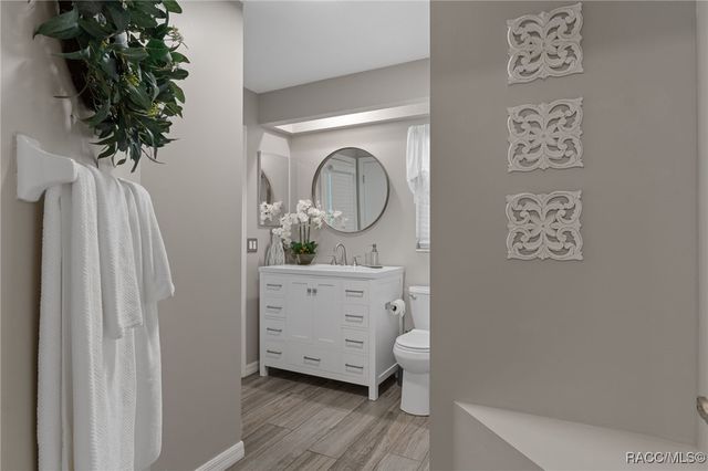 6092 N Misty Oak Terrace, Beverly Hills, FL 34465