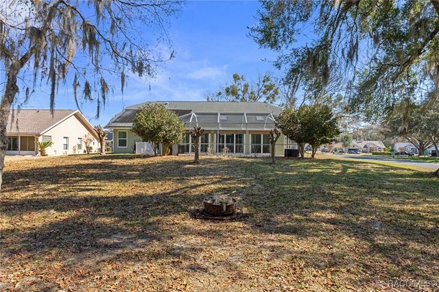 6092 N Misty Oak Terrace, Beverly Hills, FL 34465