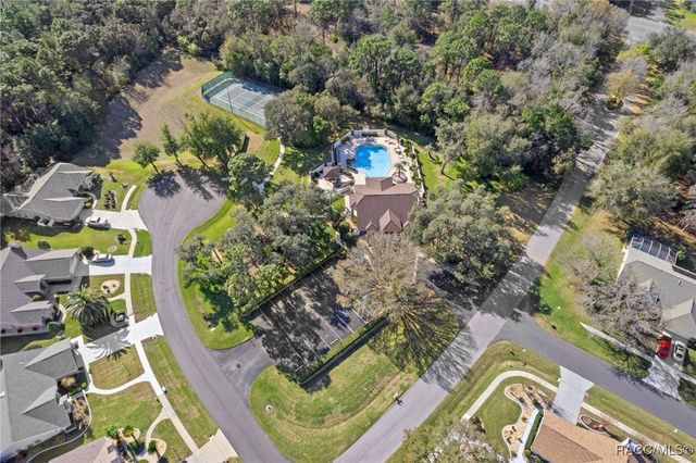 6092 N Misty Oak Terrace, Beverly Hills, FL 34465