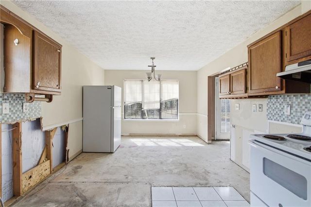 1717 Pinto Trail, Jonesboro, GA 30236