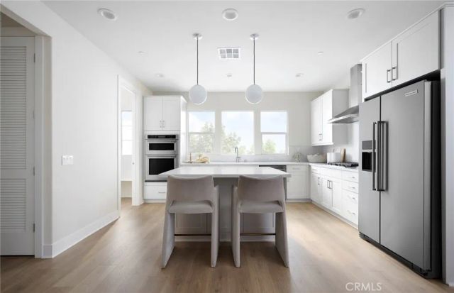 106 Sorrel Court, Burbank, CA 91506