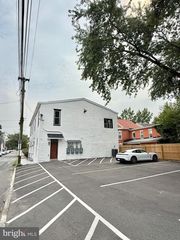 151 N YORK ST #D1, Pottstown, PA 19464