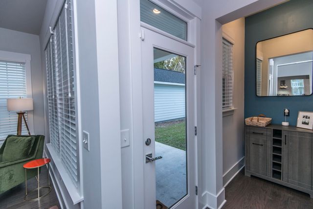 2000 Fleming Woods Road, James Island, SC 29412