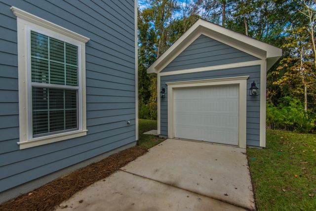 2000 Fleming Woods Road, James Island, SC 29412