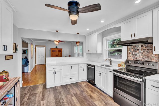 127 Queens Avenue, West Babylon, NY 11704