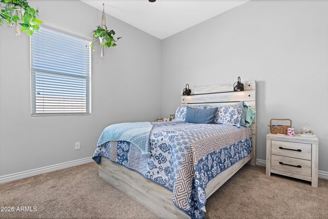 2826 E LA COSTA Drive, Gilbert, AZ 85298