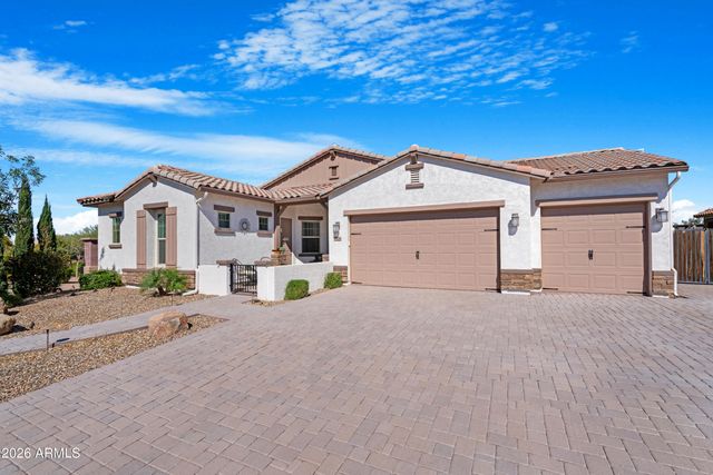 2826 E LA COSTA Drive, Gilbert, AZ 85298