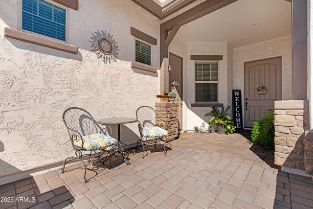 2826 E LA COSTA Drive, Gilbert, AZ 85298