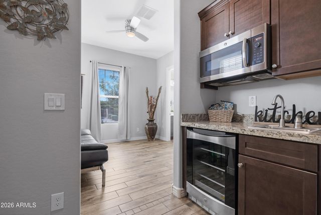 2826 E LA COSTA Drive, Gilbert, AZ 85298